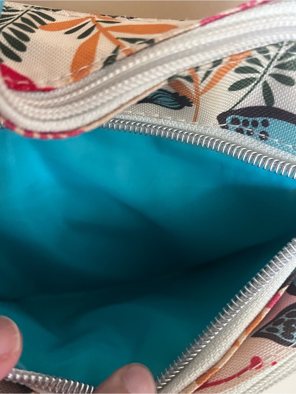 Lily Bloom Crossbody Bag - Picture 6 of 11